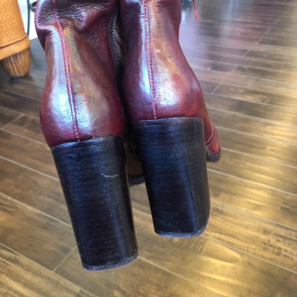 AMANDA GREGORY Gregory Laceup Mid Calf Boot - Picture 4 of 10